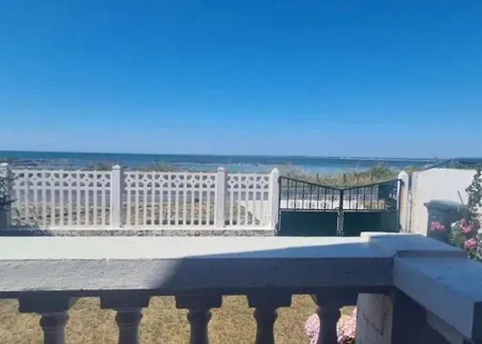 Maison Croisicaise Face A La Mer, Proche - Fr-1-843-42 Tatil Evi